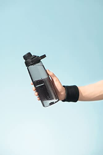 CamelBak Chute Mag Water Bottle with Magnetic Leak‑Resistant Cap, Lightweight Tritan Design for Everyday Hydration - color: Clear, size: 50.7 Ounces