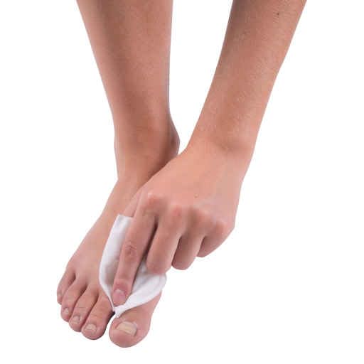 PediFix Tea Tree Ultimates Foot Wipes with Tea Tree Oil, Peppermint & Aloe | No-rinse wipes with tea tree oil, peppermint and aloe cleanse sweaty feet, control odor and refresh skin anywhere.