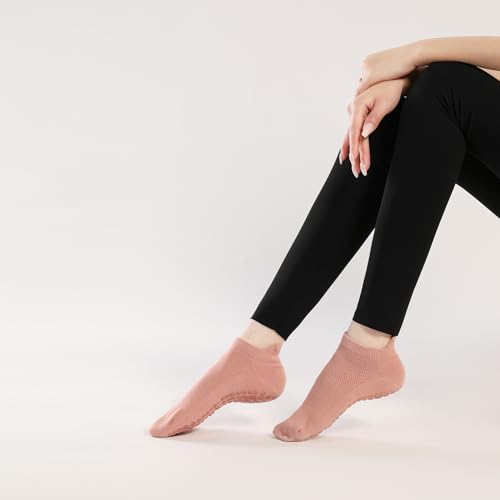 loudashuaiqi Grip Pilates Socks Non Slip Athletic Yoga Socks with Grips for Women Grippy socks for Hospital Workout Barre - style: 1black1grey1pink1beige1white
