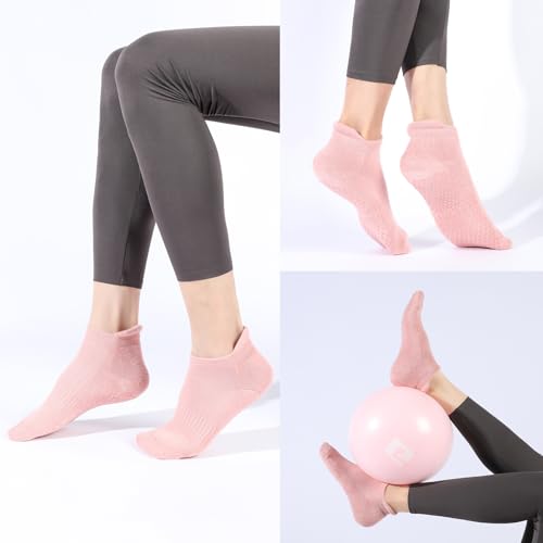 loudashuaiqi Grip Pilates Socks Non Slip Athletic Yoga Socks with Grips for Women Grippy socks for Hospital Workout Barre - style: Black/White/Pink