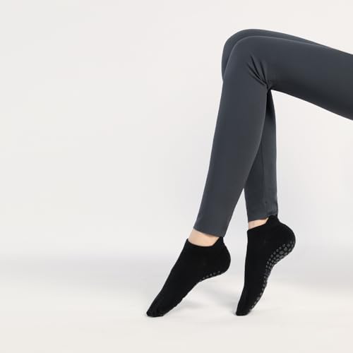loudashuaiqi Grip Pilates Socks Non Slip Athletic Yoga Socks with Grips for Women Grippy socks for Hospital Workout Barre - style: Black*3white*2
