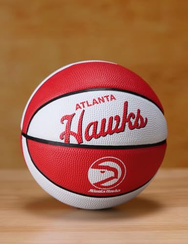 WILSON NBA Team Retro Mini Basketballs - Mini Size - 3" - color: Atlanta Hawks, size: Mini