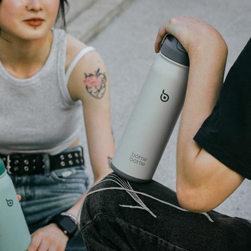 BOTTLE BOTTLE 24oz Insulated Water Bottle Stainless Steel Sport Water Bottle with Straw and Adjustable Lid Daily Pill Organizer - color: gray