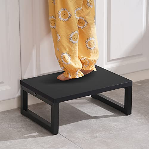 Snughome Wooden Step Stools for Adults Kids, Solid Wooden Bedside Step Stool Adults Hold Up to 350 lb, One Step Foot Stool for Kitchen, Bedroom, Living Room, Bathroom - Self-Assembly(Black) - color: Black