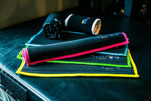 | Squat Wrap (Short) | Thin Bar Pad Wrap. Hugs-the-Bar. Secures to Standard & Olympic Barbells. Great for Squats, Lunges, & Leg Day. - color: Lime Green