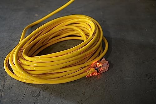 Southwire Yellow Jacket Heavy Duty Extension Cord - Reliable Outdoor Power for Tools & Equipment - Lighted End with Weather Resistant SJTW Jacket - 25 Foot - size: 25 ft