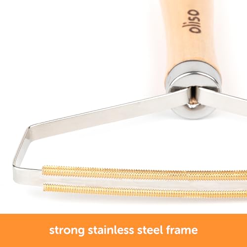 oliso Wool Mat Cleaning Tool - Brass Lint Remover for Quilting & Sewing | Handheld Carpet Brush, Rug Comb, Pet Hair Rake, Stainless Steel Frame, Wooden Handle, Furniture and Couch Use