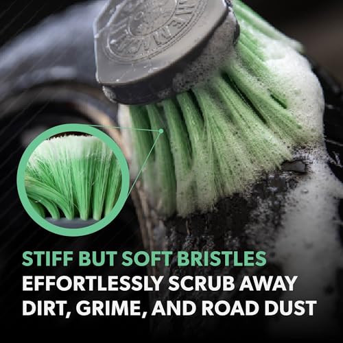 Chemical Guys, Wheelie Wheel & Exterior Brush for Rims & Tires, Soft, Green | Soft synthetic bristles clean rims, tires, grilles and emblems, safe on all wheel finishes with an easy grip - size: (Pack of 1), style: Wheelie