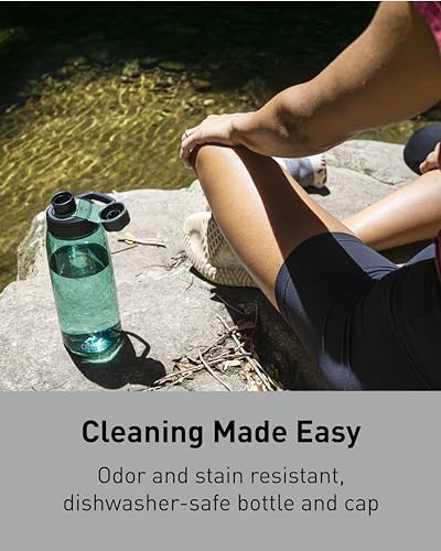 CamelBak Chute Mag Water Bottle with Magnetic Leak‑Resistant Cap, Lightweight Tritan Design for Everyday Hydration - color: Clear, size: 20 Ounces