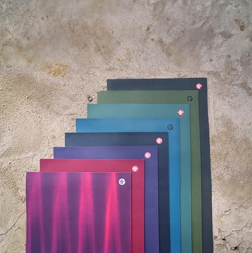 Manduka PRO Yoga Mat - 6mm | Lifetime Durability | Hygienic Construction | Premium Studio Quality | Teacher Approved - color: Odyssey, size: 71" x 26"