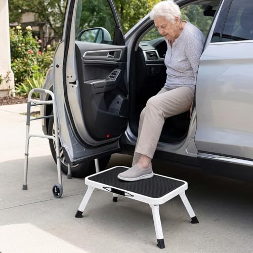 Heavy Duty Metal Step Stool, 15-Inch Portable Folding Step Platform with Non-Slip Surface, Compact Car Wash Stool for RV, Home, Kitchen and Outdoor Use, Black and White