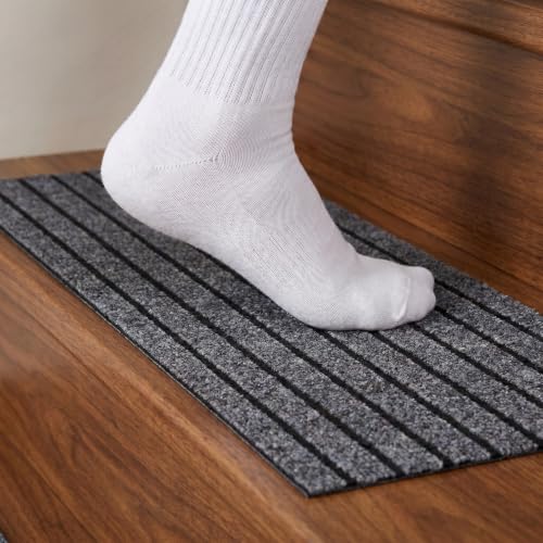 Beavorty Outdoor Rug Indoor Outdoor Rugs Tread Stair Carpet Non-Skid Safety Rug Wood Steps Indoor Runners Dogs Cats Stair Rugs Keep Elders and Pets Safe Stair Treads Door Mats Outdoor